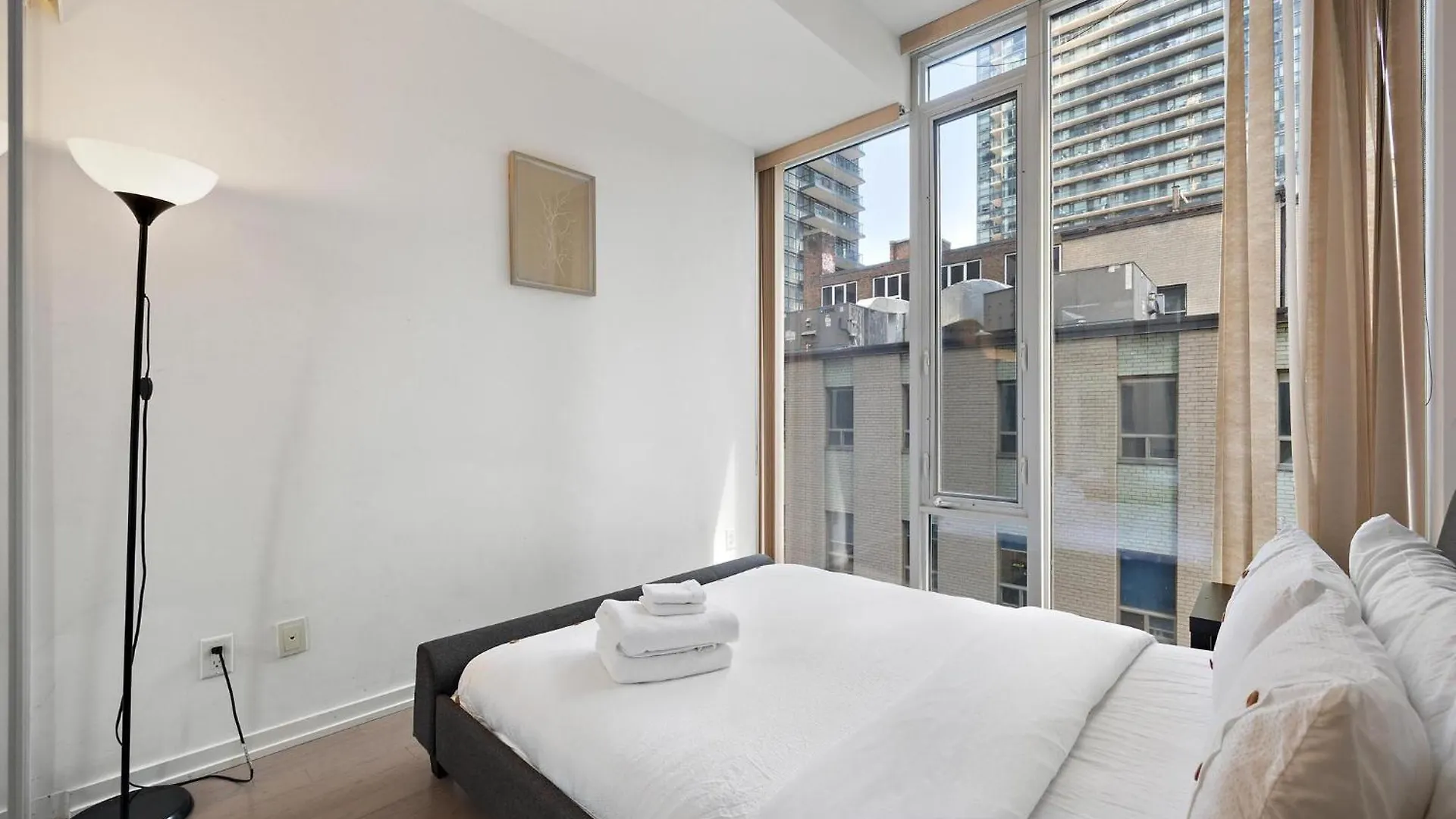 Downtown Toronto Condos Apartment